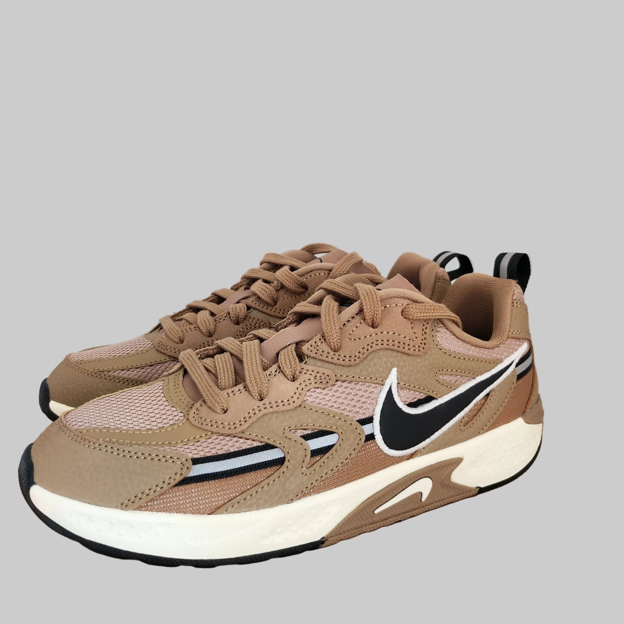 Basket Nike Jam FN0314 - 200STOCK - OUT SNEAKERSBeige39STOCK - OUT SNEAKERS