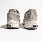 NIKE AIR MAX MOTO 2K SNEAKERS HOMMESTOCK - OUT SNEAKERSGRIS/COLLEGE/GRIS/COLLEGE40STOCK - OUT SNEAKERS