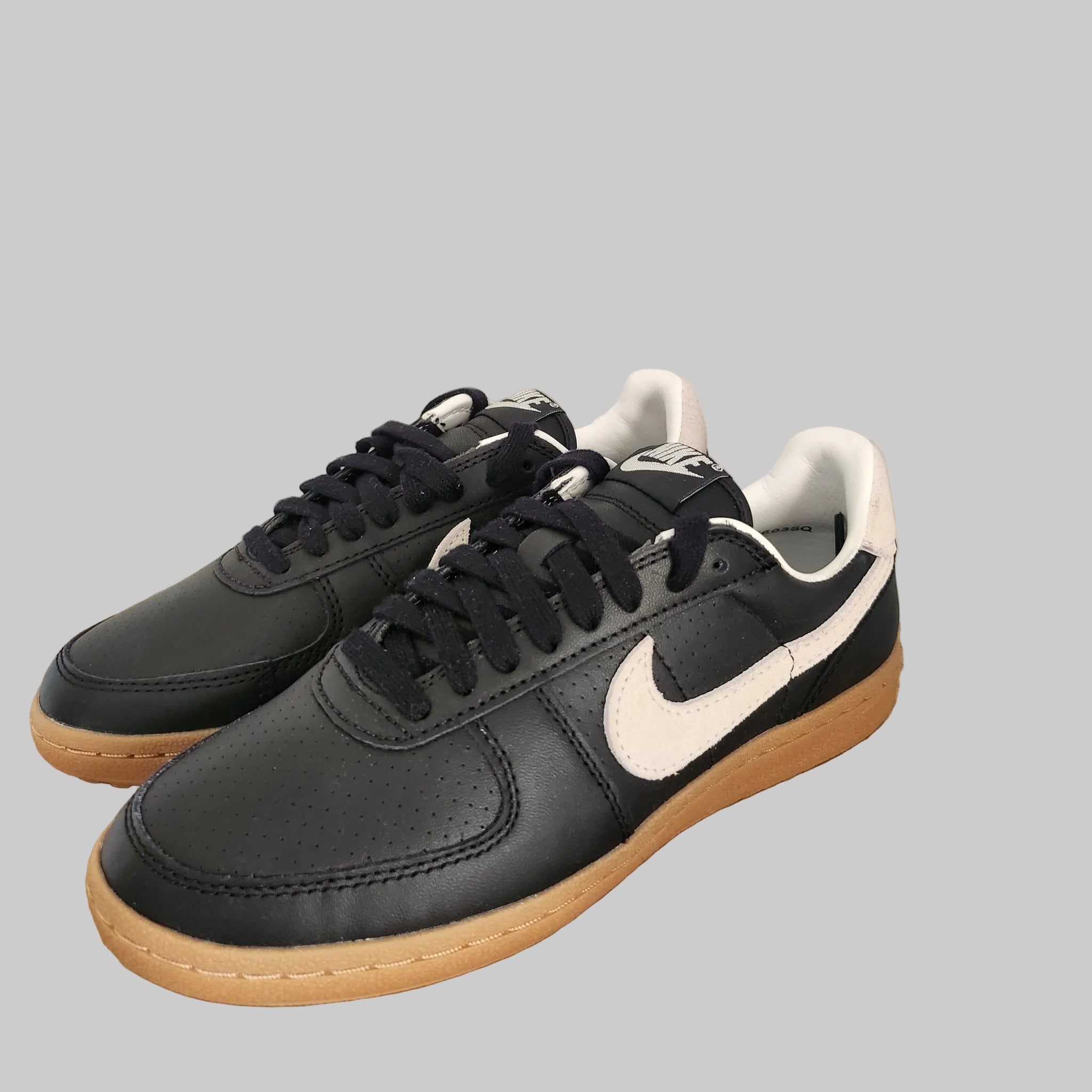 NIKE FIELD GENERAL 82 SP HF5603100STOCK - OUT SNEAKERSNoir39STOCK - OUT SNEAKERS