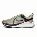 NIKE REACT PEGASUS TRAIL 4 SNEAKERS HOMMESTOCK-OUT SNEAKERSNEUTRAL OLIVE/OS CLAIR40STOCK-OUT SNEAKERS