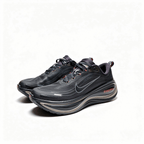 NIKE VOMERO PLUS SNEAKERS CONFORT HOMMESTOCK - OUT SNEAKERS40NOIR/CRAMOISI VIF/NOIRSTOCK - OUT SNEAKERS
